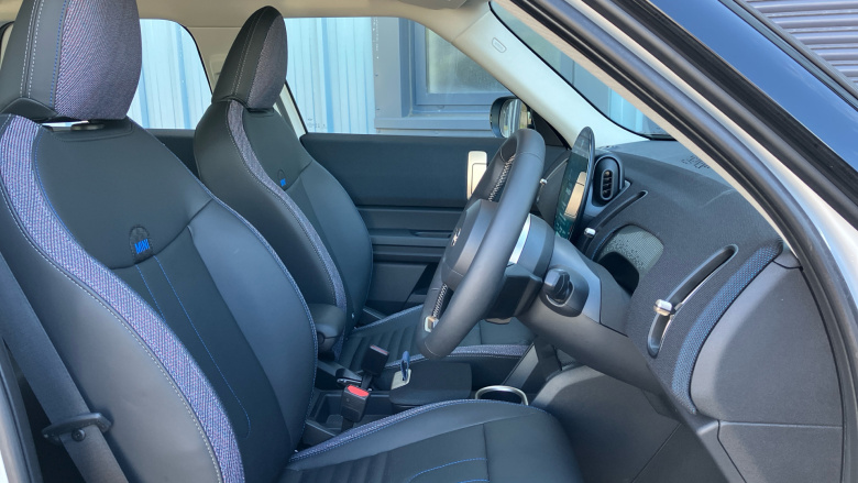 MINI Countryman 150kW E Monochrome 66kWh 5dr Auto Electric Hatchback